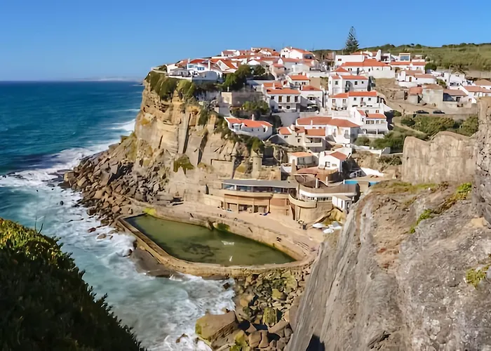 Azenhas Do Mar Valley House